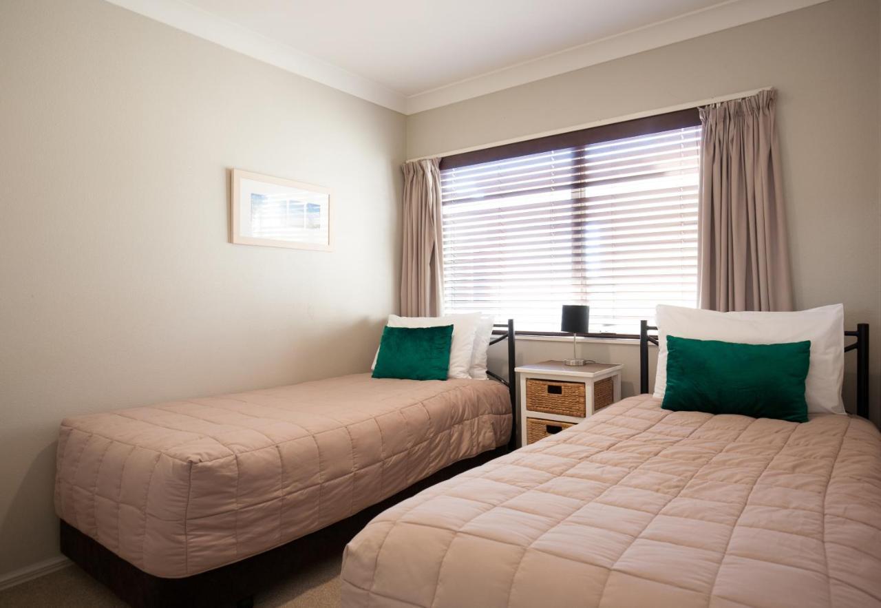 Pacific Palms Resort Папамоа Екстериор снимка