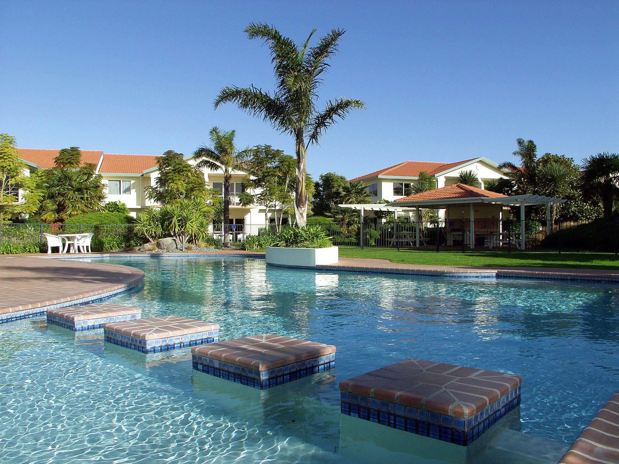 Pacific Palms Resort Папамоа Екстериор снимка